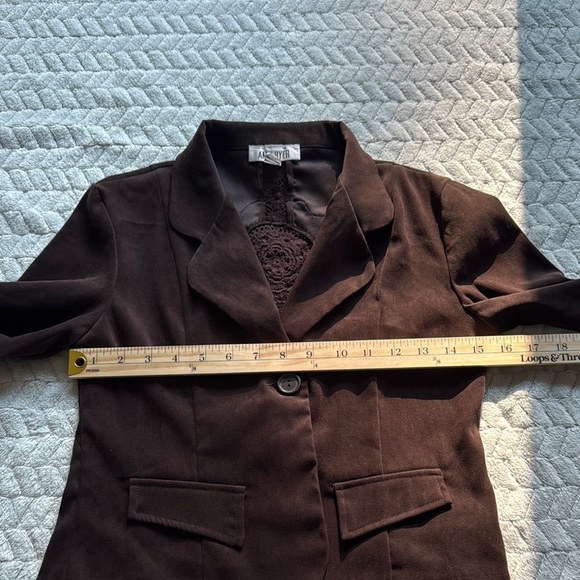 Amy Byer Chocolate Brown Women's Blazer Size L - Picture 5 of 7